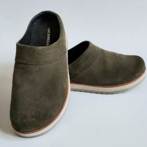 Womans Slip on Juno clogs green suede Merrells